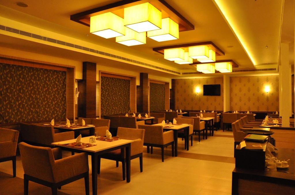 Hotel Excalibur Kottayam Exterior photo