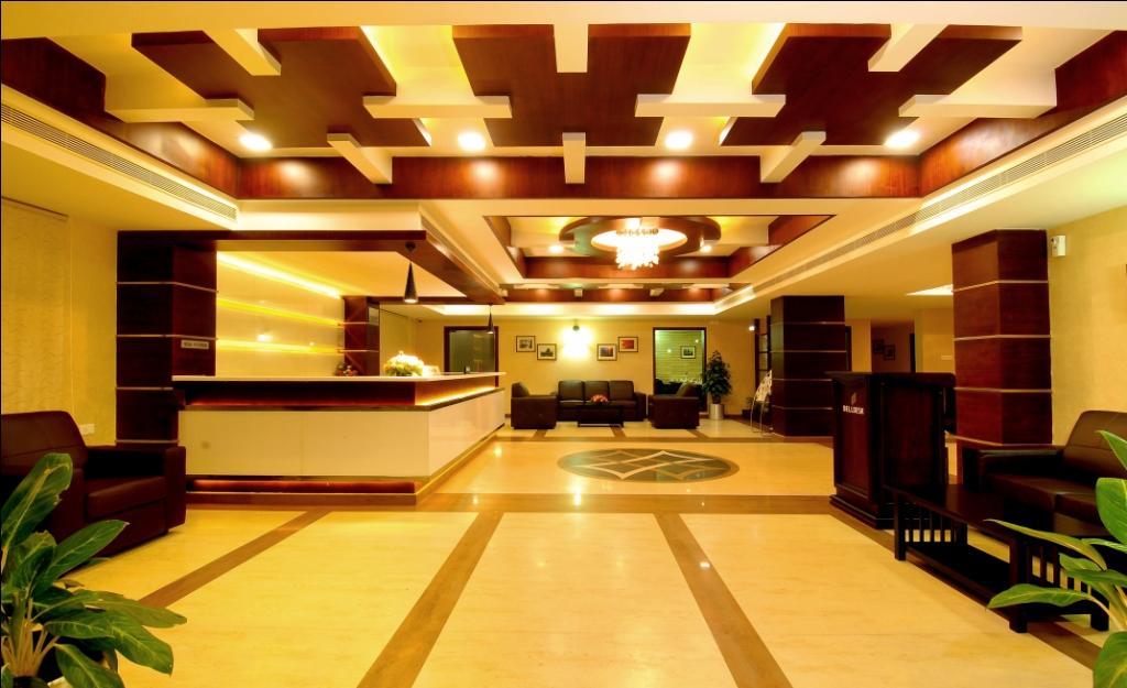 Hotel Excalibur Kottayam Exterior photo
